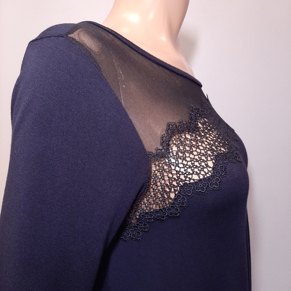 TAHARI Sheer Mesh Lace Asymmetric Long Sleeve Tunic Top Flowy Rayon - Picture 8 of 11